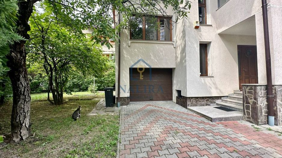 Casă de vânzare - Poză 2