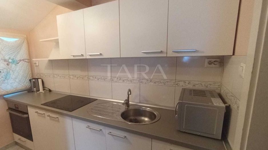 Casă cu două apartamente și teren generos în zona Iulius Mall. - Poză 7