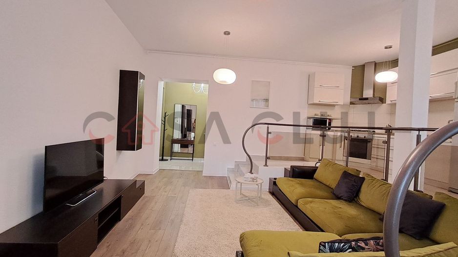 Apartament la  Curte Comuna, Terasa, Zona Centrală!! - Poză 4