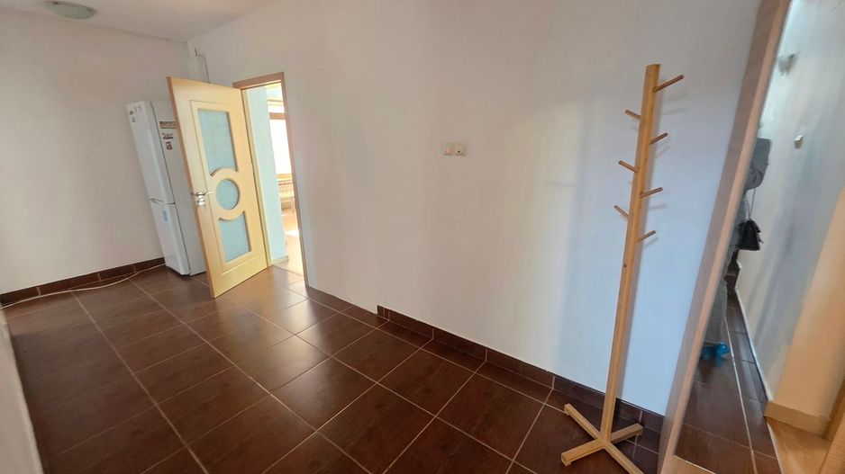 Casa individuala | 5 camere | teren 300 mp | Pipera - Poză 3