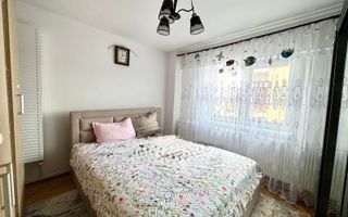Apartament 2 camere decomandat, etaj intermediar Calea Dumbravii - Poză 1