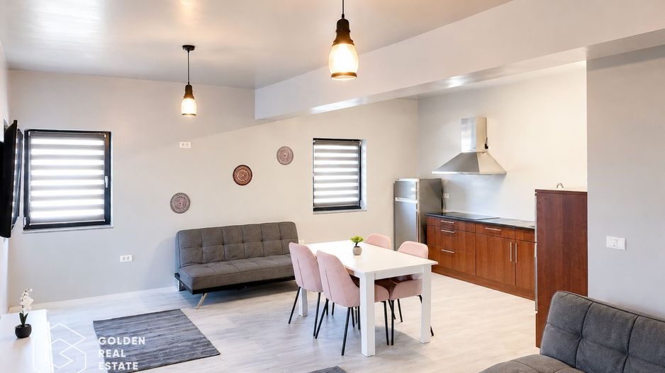 Apartament 3 camere, Via Carmina, mobilat si utilat complet, terasa 26 mp - Poză 2