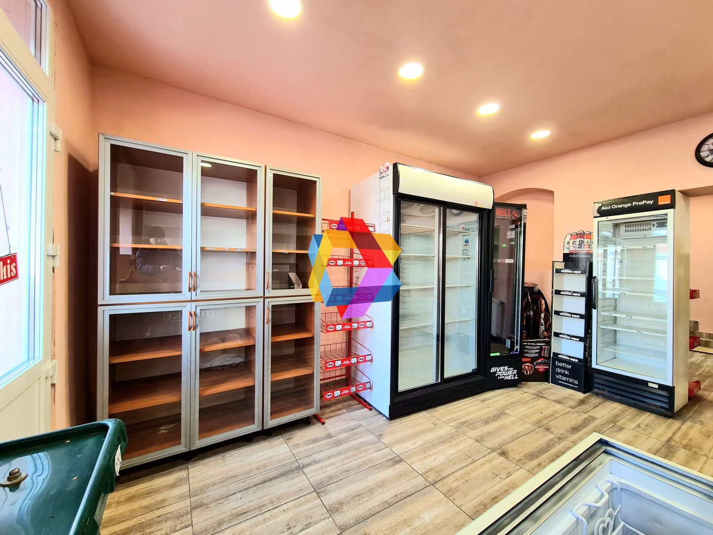 Spatiu comercial de închiriat Brasov - 40 mp # plus-imo.ro - Poză 2