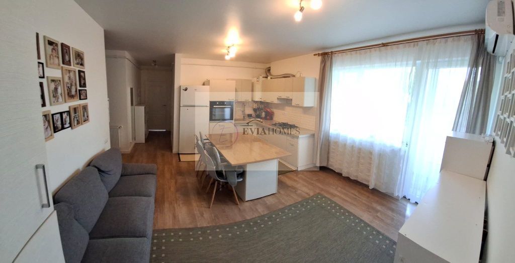 3 camere/ balcon / parcare 2 mașini / zona Vivo - Poză 1