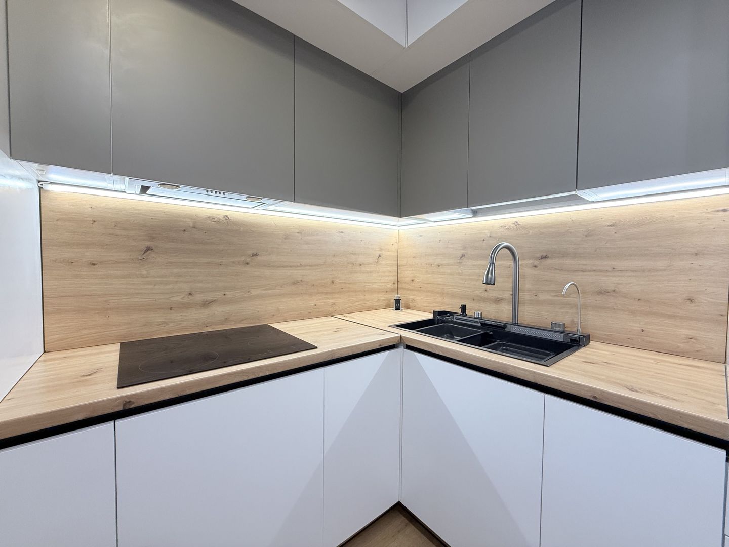 Investiție sau locuință ideală | 2 camere mobilat complet | renovat - Poză 10