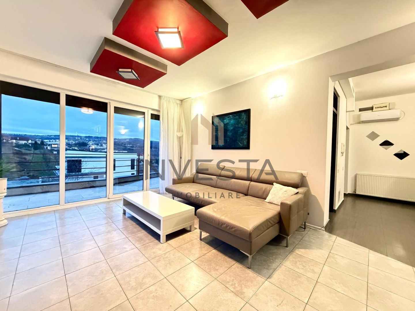 Apartament cu 2 camere si terasa de 60 m , in Zorilor ! - Poză 1