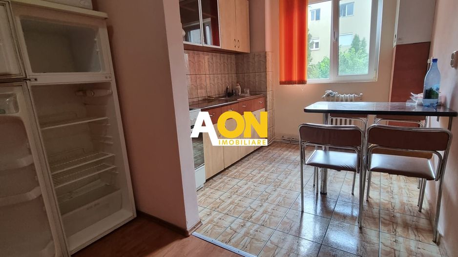 Apartament De Vanzare, 2 Camere, Cetate - Poză 4