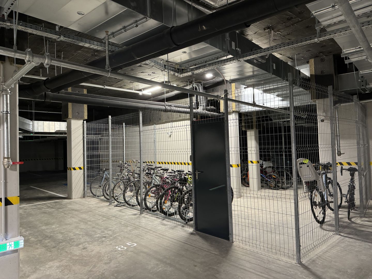 Apartament Luxos de Închiriat în Complexul Rezidențial ISHO - Poză 18