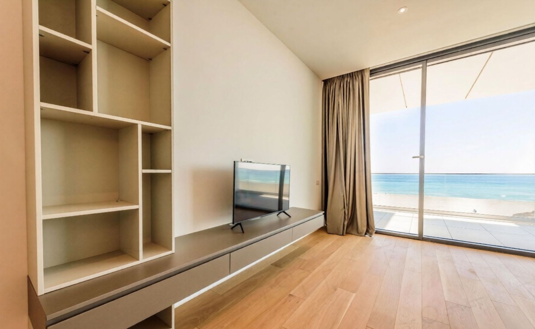 Apartament premium cu 4 camere în One Mamaia Nord | Sea View - Poză 11