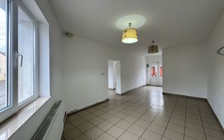 Spatiu comercial | Spatiu birouri | Curte | Terasa | Sebes - Poză 3
