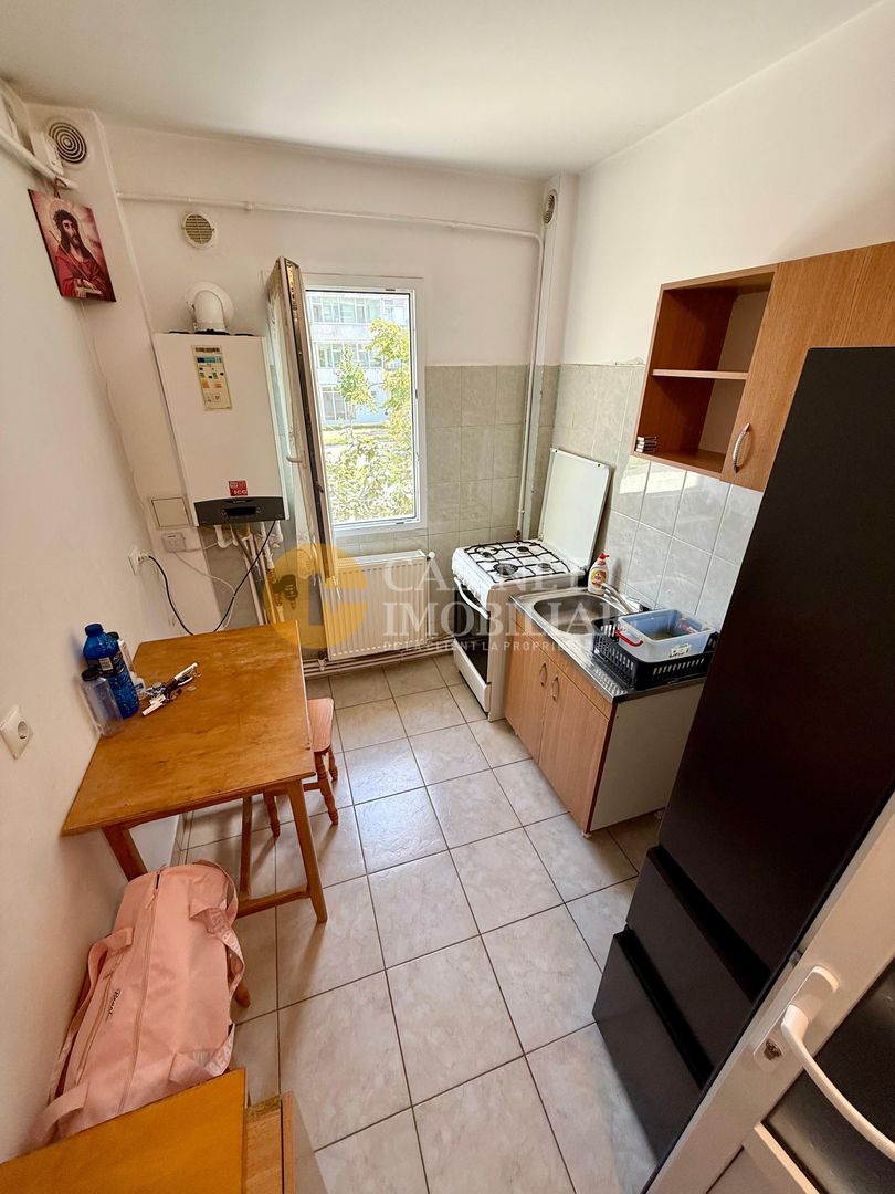Apartament cu 2 Camere - Etaj 1 - Zona Cantemir - Poză 5
