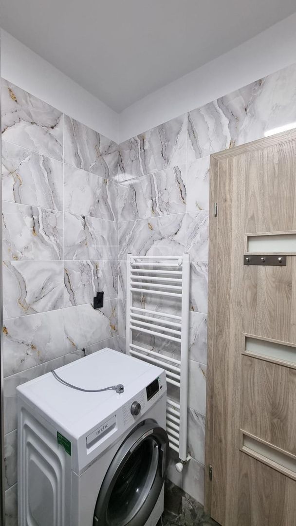 Apartament ultrafinisat, zona Terra. - Poză 12