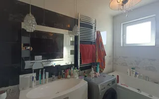 Apartament cu 3 camere | Zona str. Cetății - Florești - Poză 13