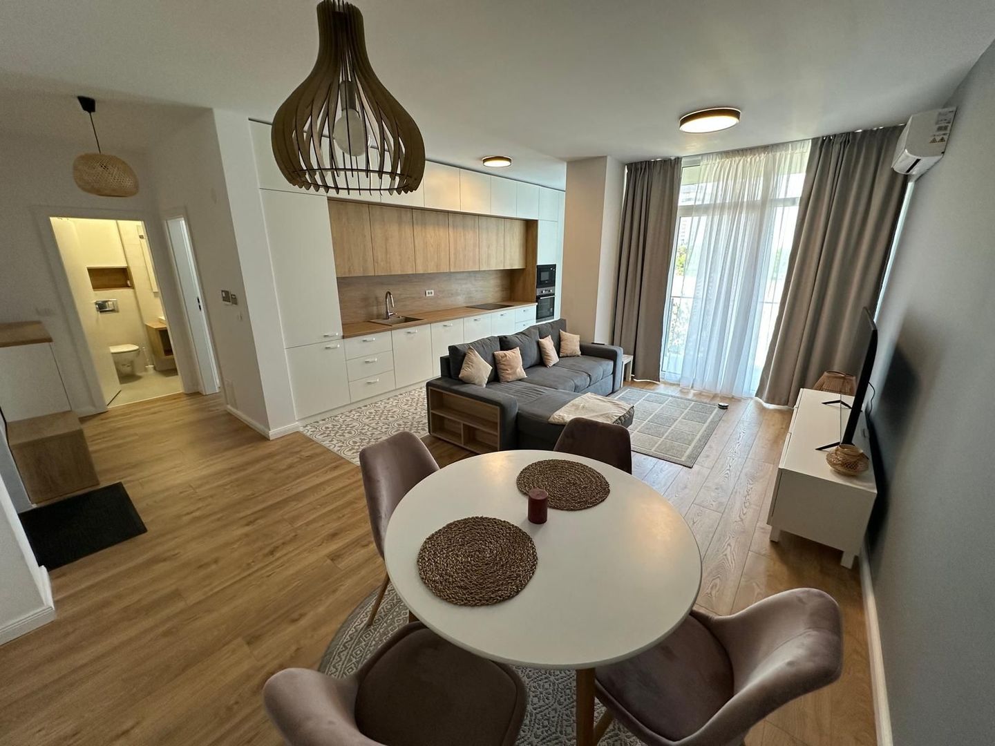 Apartament la Nord One -loc de parcare - Poză 3