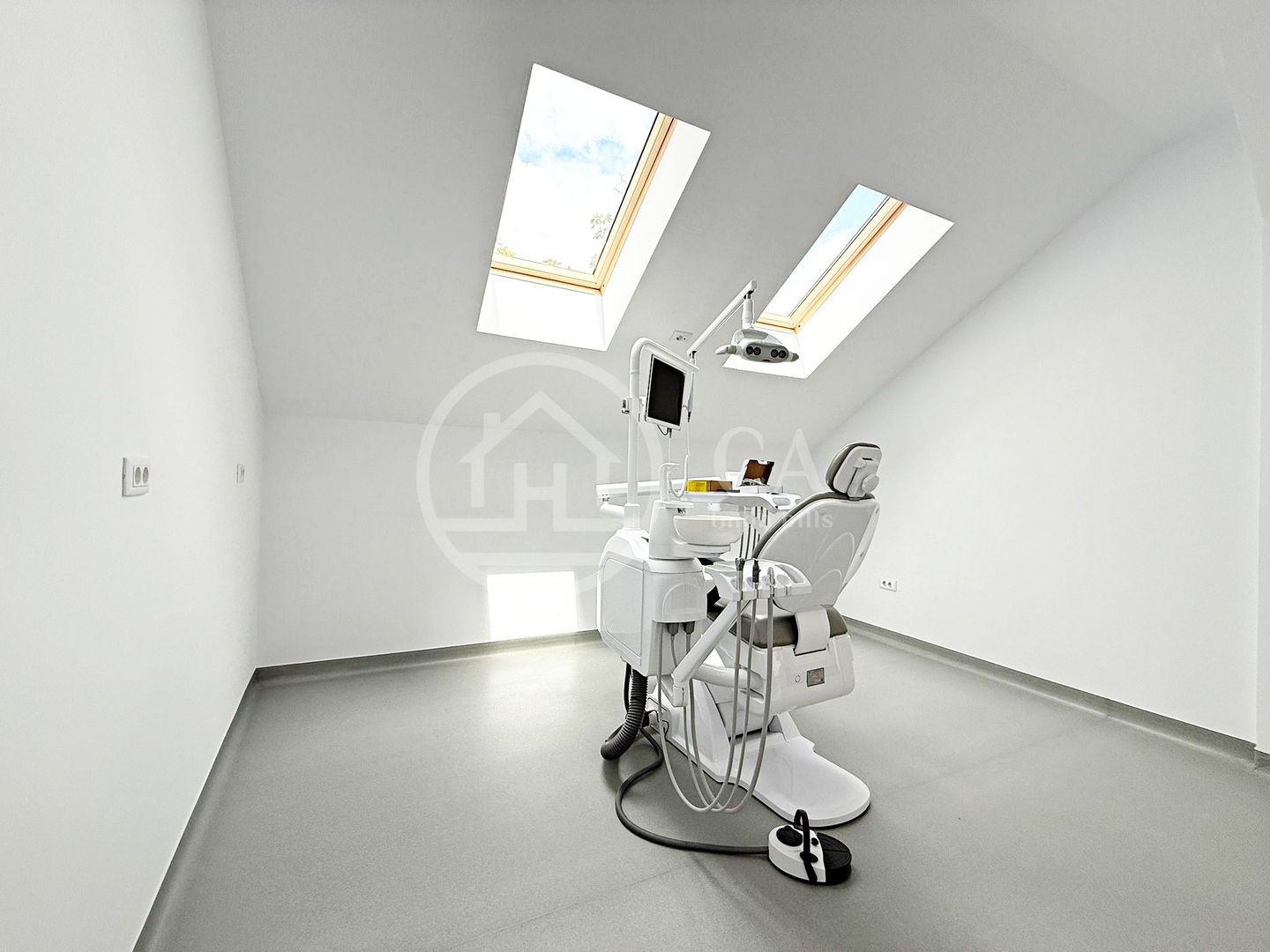 Spațiu comercial de închiriat in zona Ultracentrală, Oradea - Poză 1