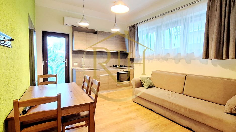 Oferim spre inchiriere, apartament cu 2 camere, curte proprie, parcare, Giroc - Poză 4