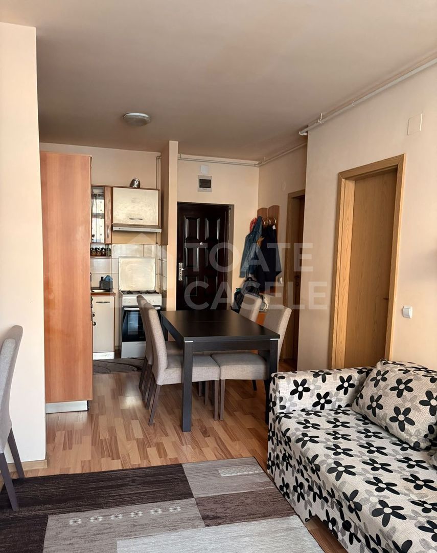 Apartament 3 camere, etaj intermediar, zona Oasului - Poză 2