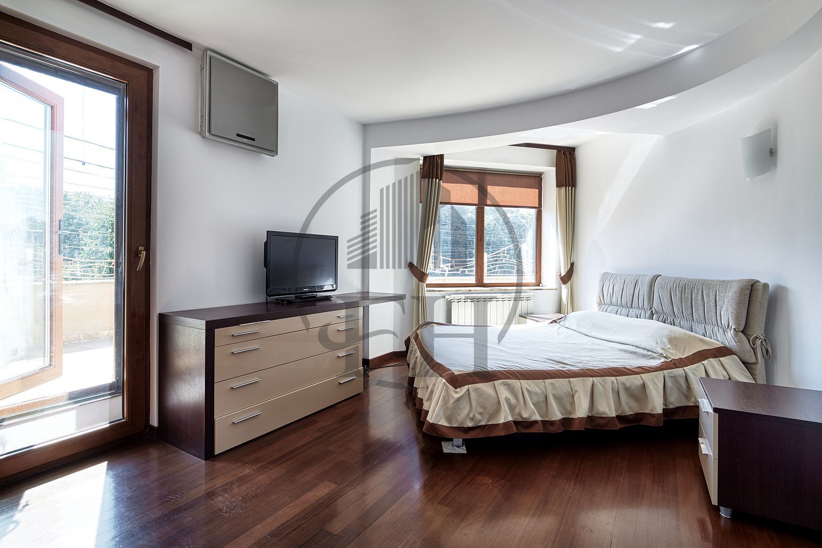 SOLD/VANDUT-Vila de vanzare, Primaverii, Constanta - Poză 4