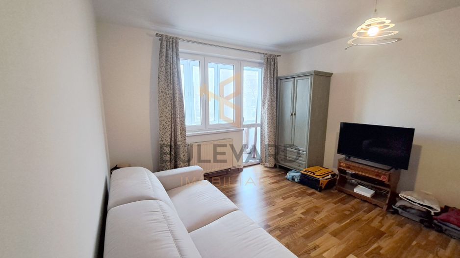 Apartament 2 camere, zona Liceului Onisifor Ghibu, etaj intermediar - Poză 3