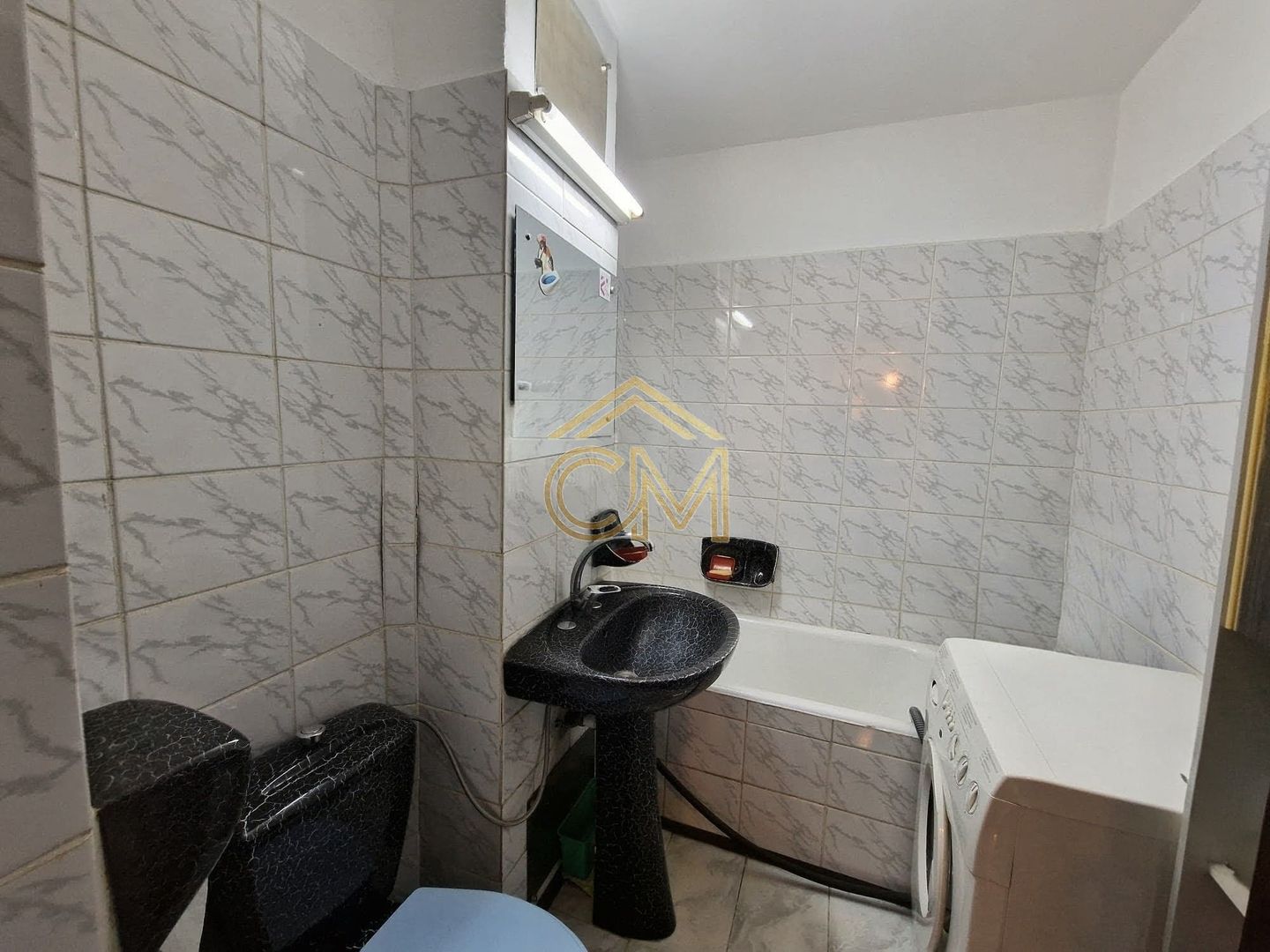 Apartament 4 Camere-2 Bai-2 Balcoane- Pivnita-80 MP - Poză 6