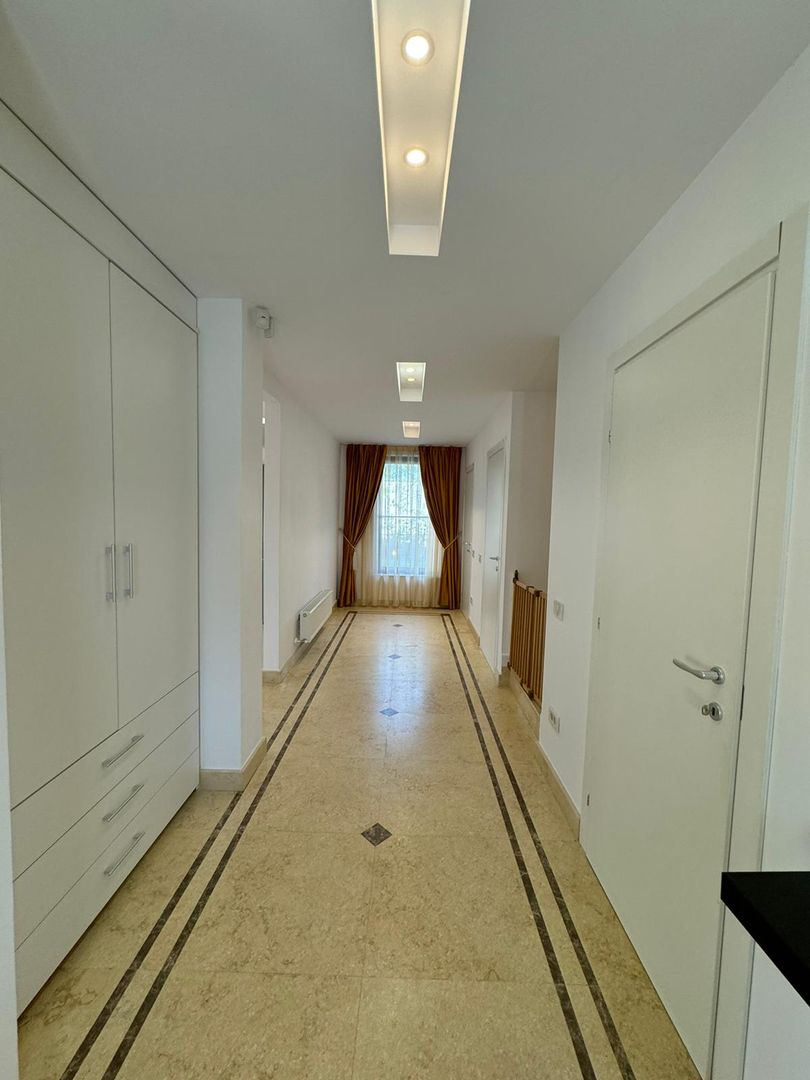 Oxford Gardens | Vila | LUX | 5 camere | Curte | - Poză 12