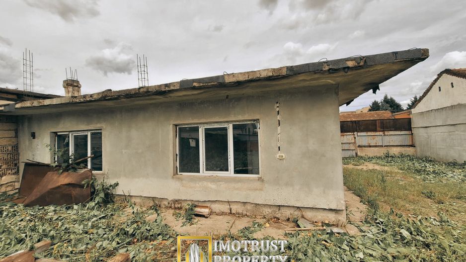 Casă deosebită de vânzare în inima Aradului - Poză 2