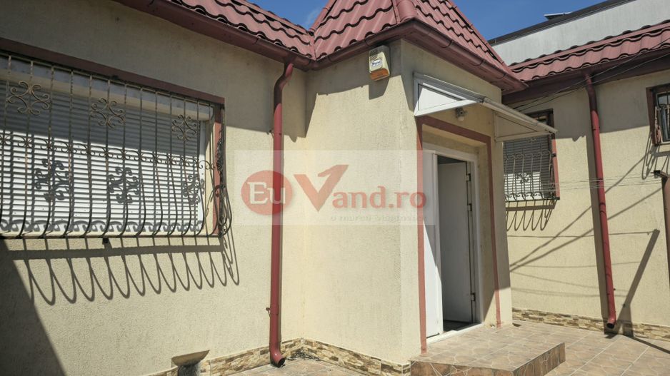 De vanzare casă individuală 3 camere  Str. Vultur, 105.000 euro - Poză 2