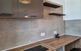 Apartament modern, cu loc de parcare si boxa - Kasper Coresi - Poză 10