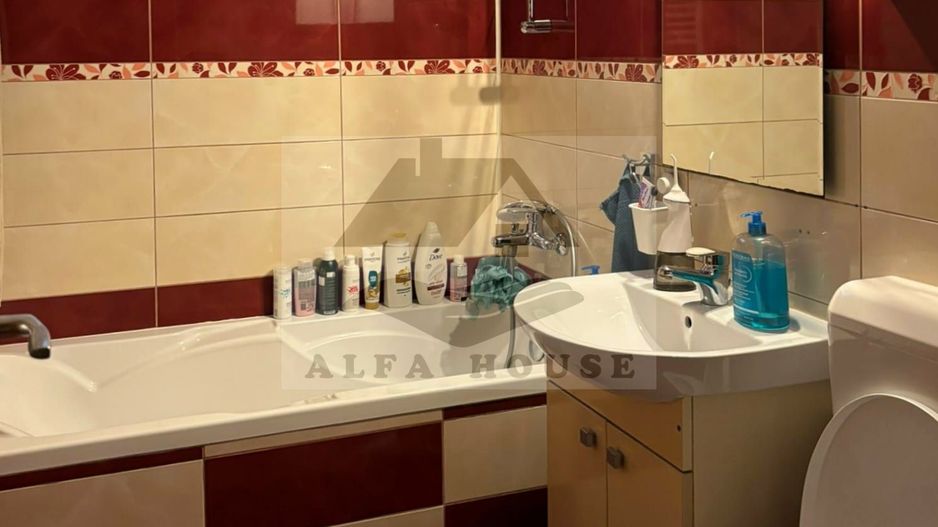 Apartament cu patru camere, zona Centrul Civic - AFI Mall,  74 mp - Poză 6