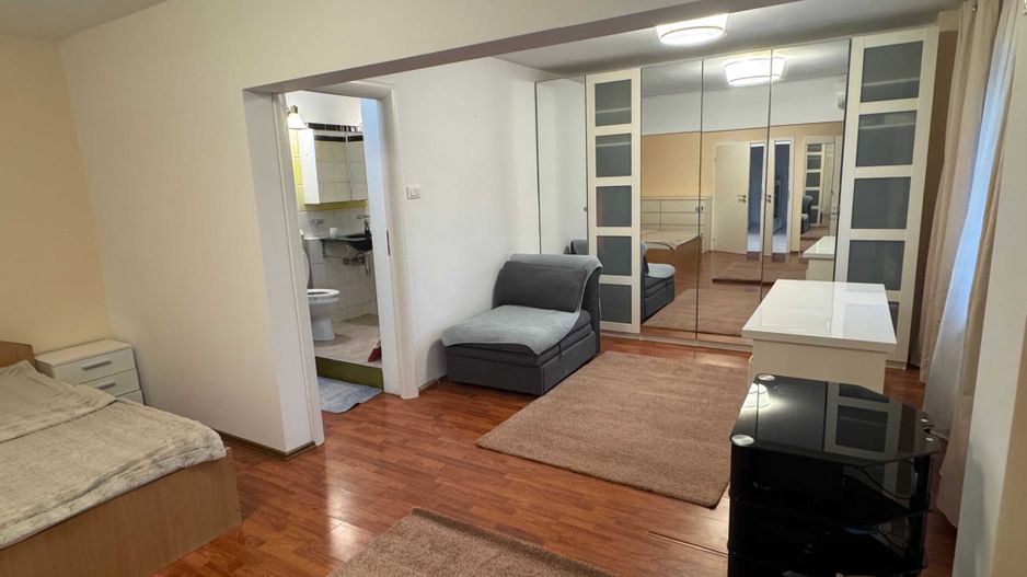 De inchiriat apartament 3 camere PET FRIENDLY, zona Salaj Sector 5 - Poză 2