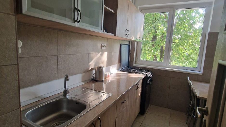 APARTAMENT 3 CAMERE 1 MAI | METROU - Poză 7