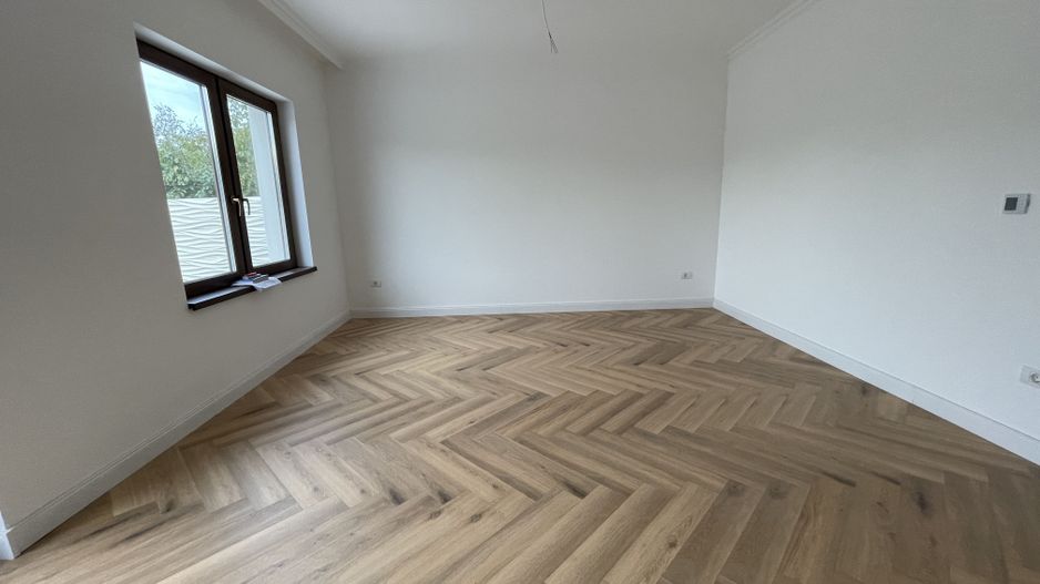 Locuinta tip duplex  in Ronat - Poză 2