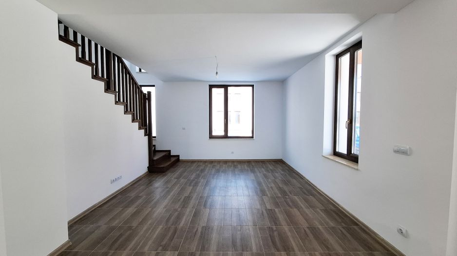 Casa tip duplex cu 4 camere, Paulesti - Poză 4