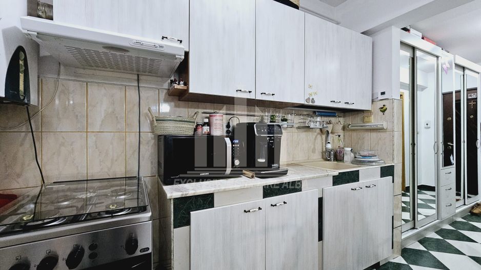 Apartament cu 3 camere de vanzare, Ampoi 1 - Poză 5