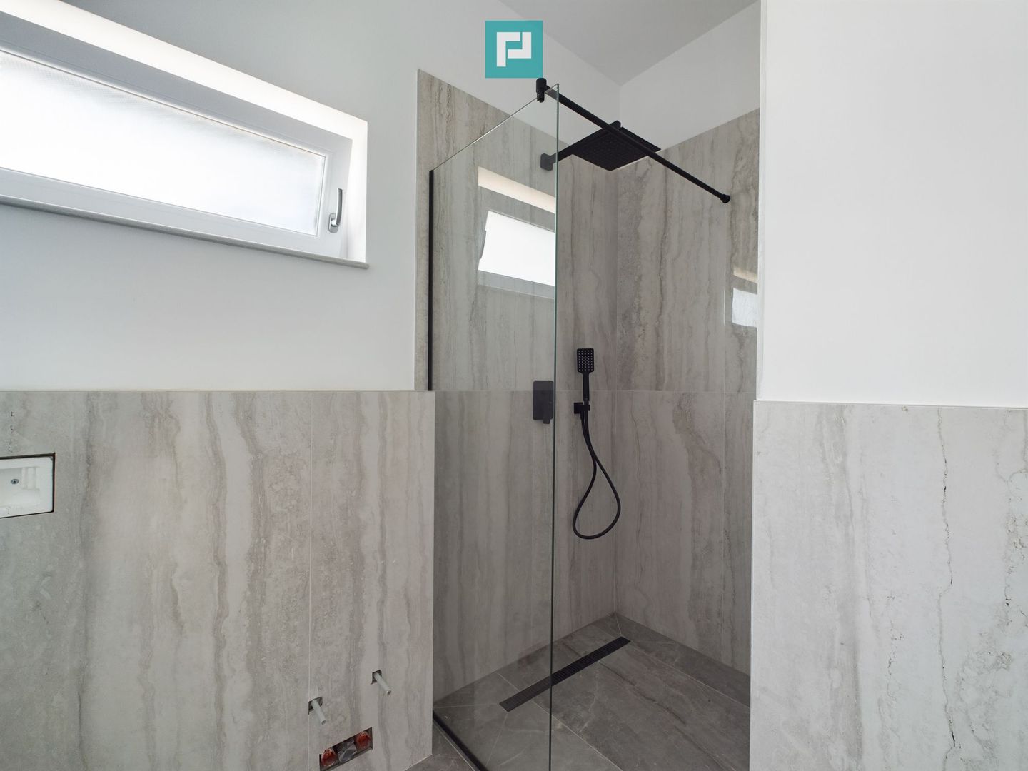 Duplex cu 5 camere în Ghiroda - Poză 18