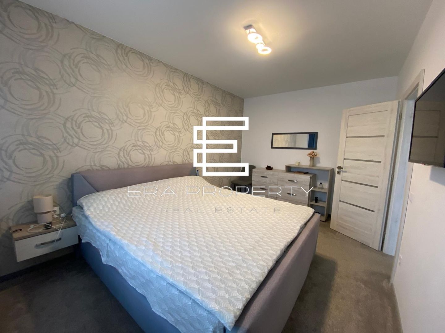 Casa tip duplex , pivnita, carport in Selimbar zona Brana - Poză 7