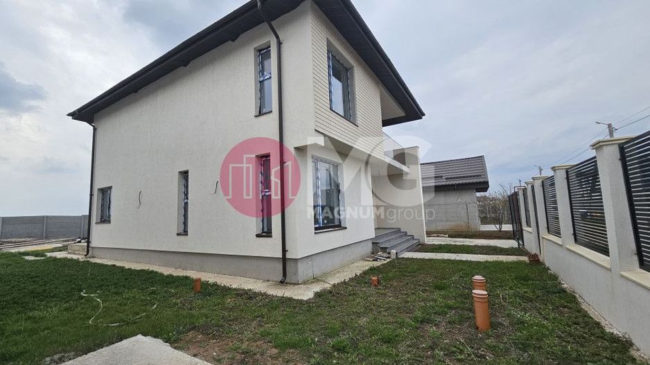 Casa individuala de vanzare in comuna Berceni la cheie - Poză 1