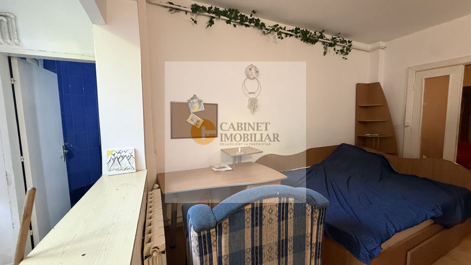 2 camere I Piata Sfintii Voievozi - Victoriei I Parter inalt - Poză 3