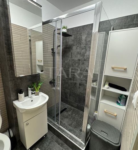 Apartament 2 camere, mobilat și utilat, - Poză 9