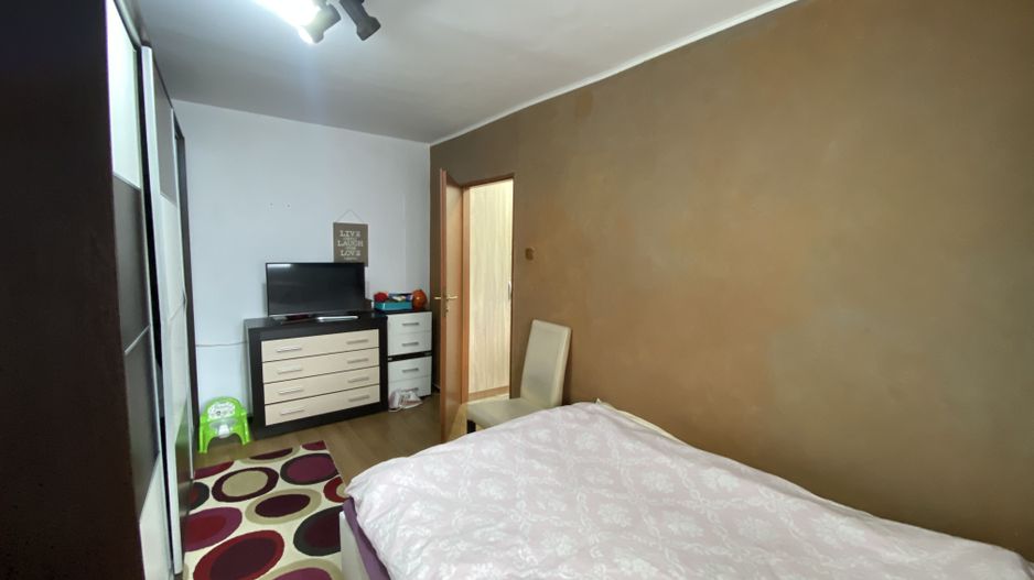 0% COMISION, APARTAMENT 3 CAMERE (TRANSFORMAT), ZONA DÂMBOVIȚA-ȘAGULUI - Poză 3