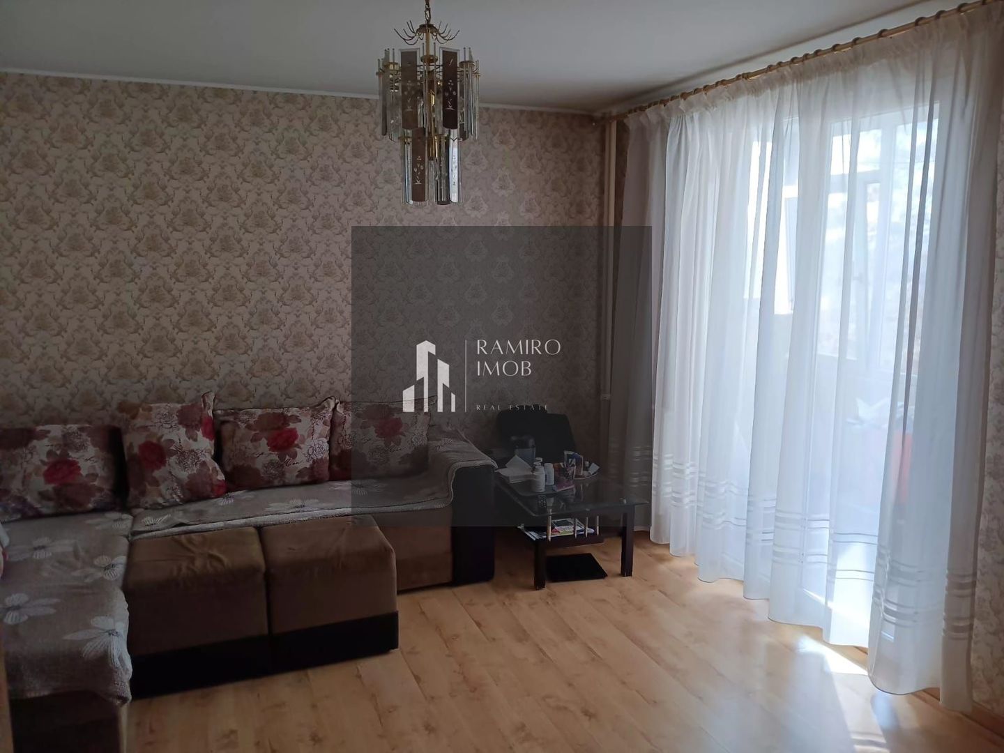Apartament 2 camere la Bulevard Metrou Titan - Poză 1