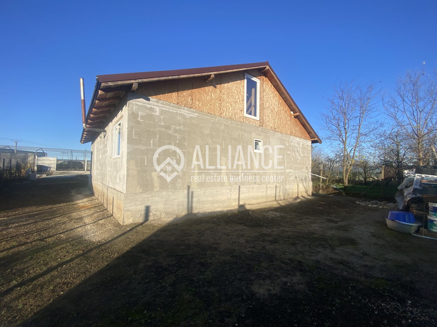 Castelu (COD 07) Casă 4 camere cu teren de 625 mp - Poză 15