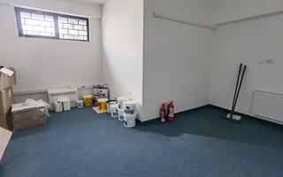 Spatii birouri/servicii - Poză 41