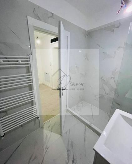 Studio Ivory Pipera I Rond OMW I bloc 2025 - Poză 5