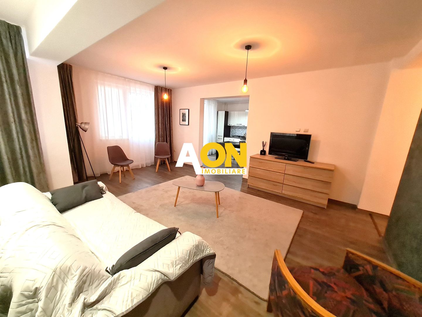 Apartament 2 Camere, 72 mp, Decomandat, Zona Centru, Cartier A Saligny - Poză 2