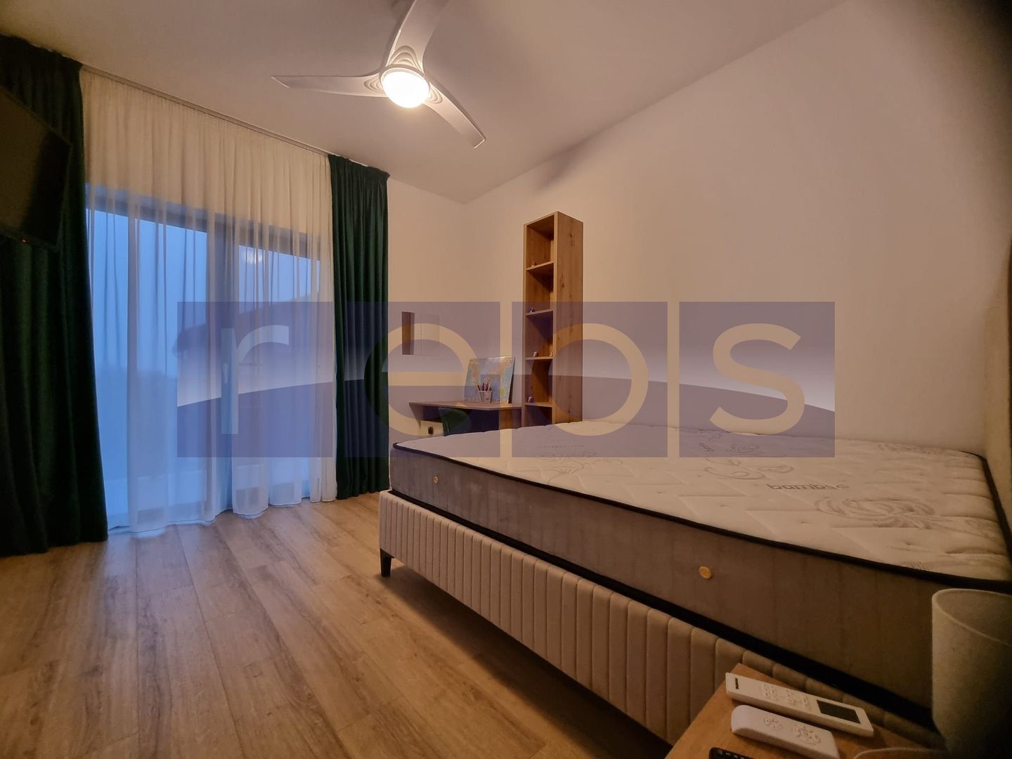 VANZARE VILA - DUPLEX  4 CAMERE - BERCENI  -, P+1E - Poză 18