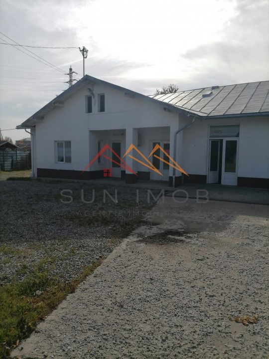 Spatiu de inchiriat, 327mp, curte, 380, CT, parcare, Campina, Prahova - Poză 1