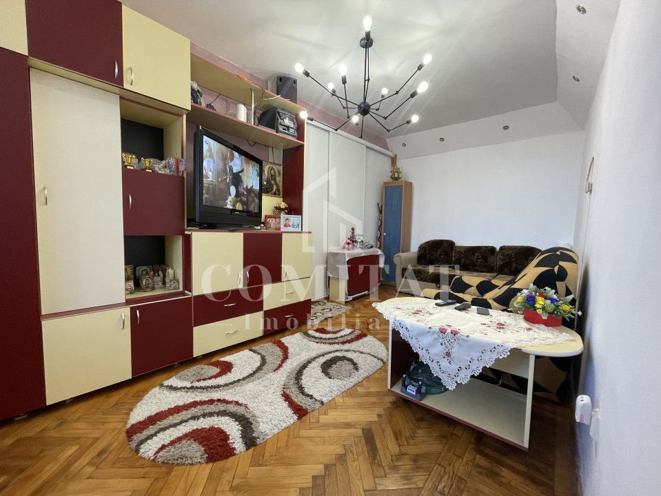 Apartament 3 Camere | 75 mp | Curte & Parcare | Semicentral - Poză 3