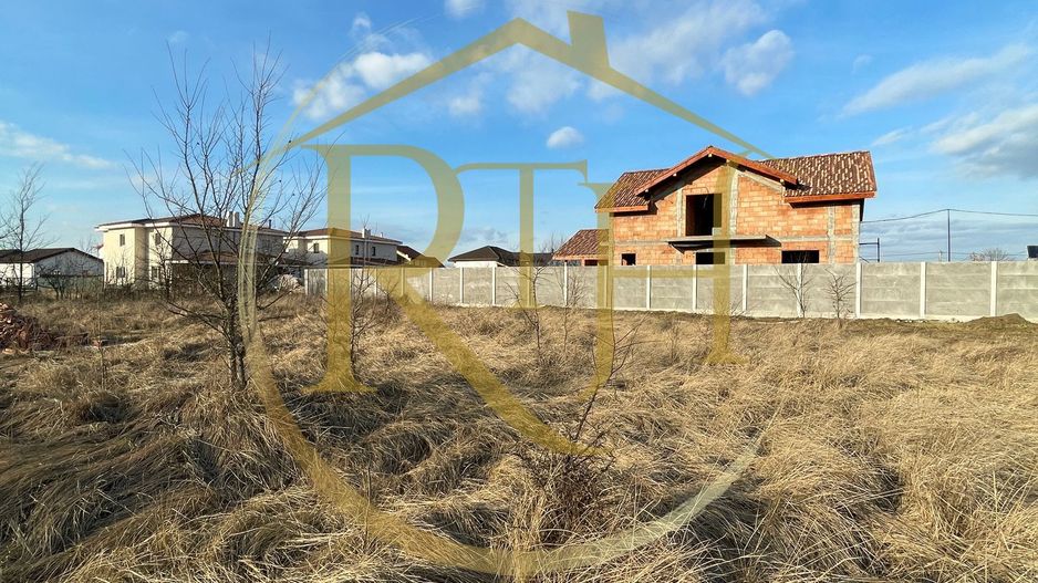 Teren intravilan de vânzare în Dumbrăvița! - Poză 2