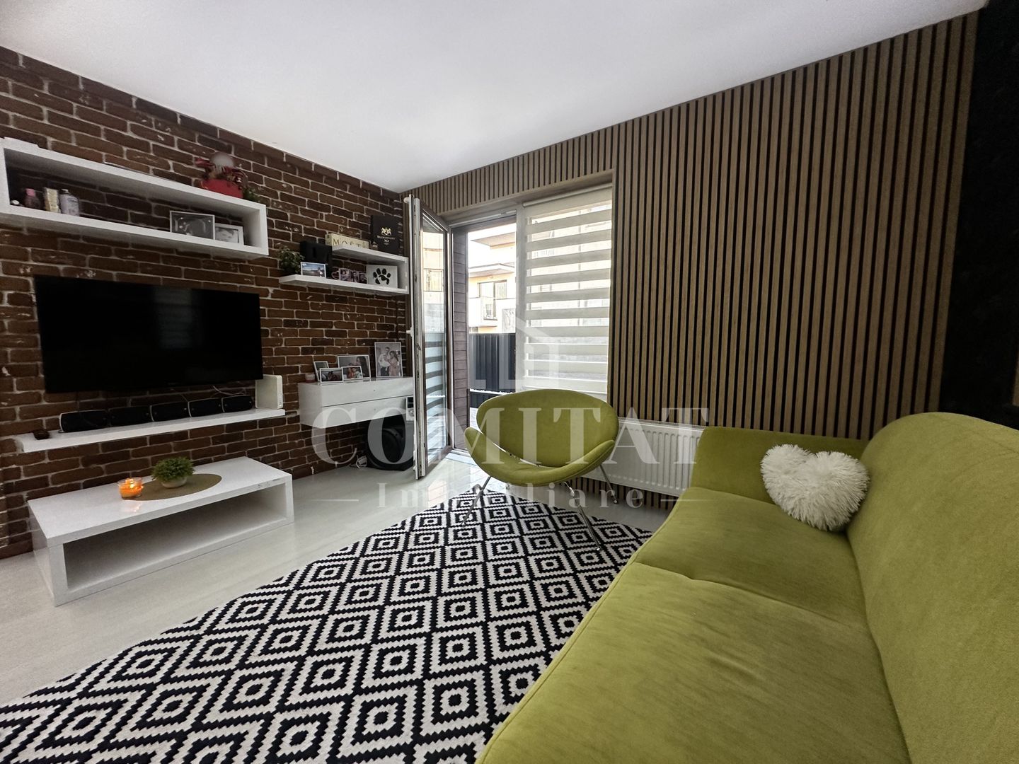 Apartament la cheie | Terasa și parcare | Zona Bazei Sportive-Floresti - Poză 2